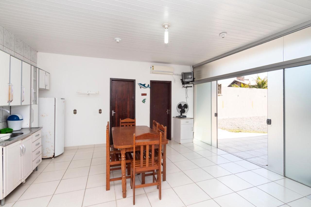 Ferienwohnung Residencial Ipe Amarelo Bombinhas Exterior foto