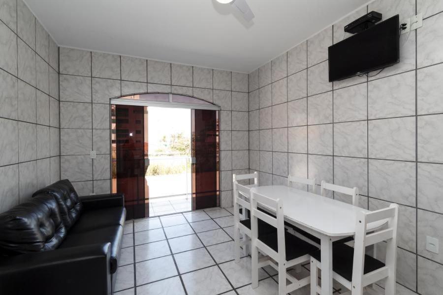 Ferienwohnung Residencial Ipe Amarelo Bombinhas Exterior foto